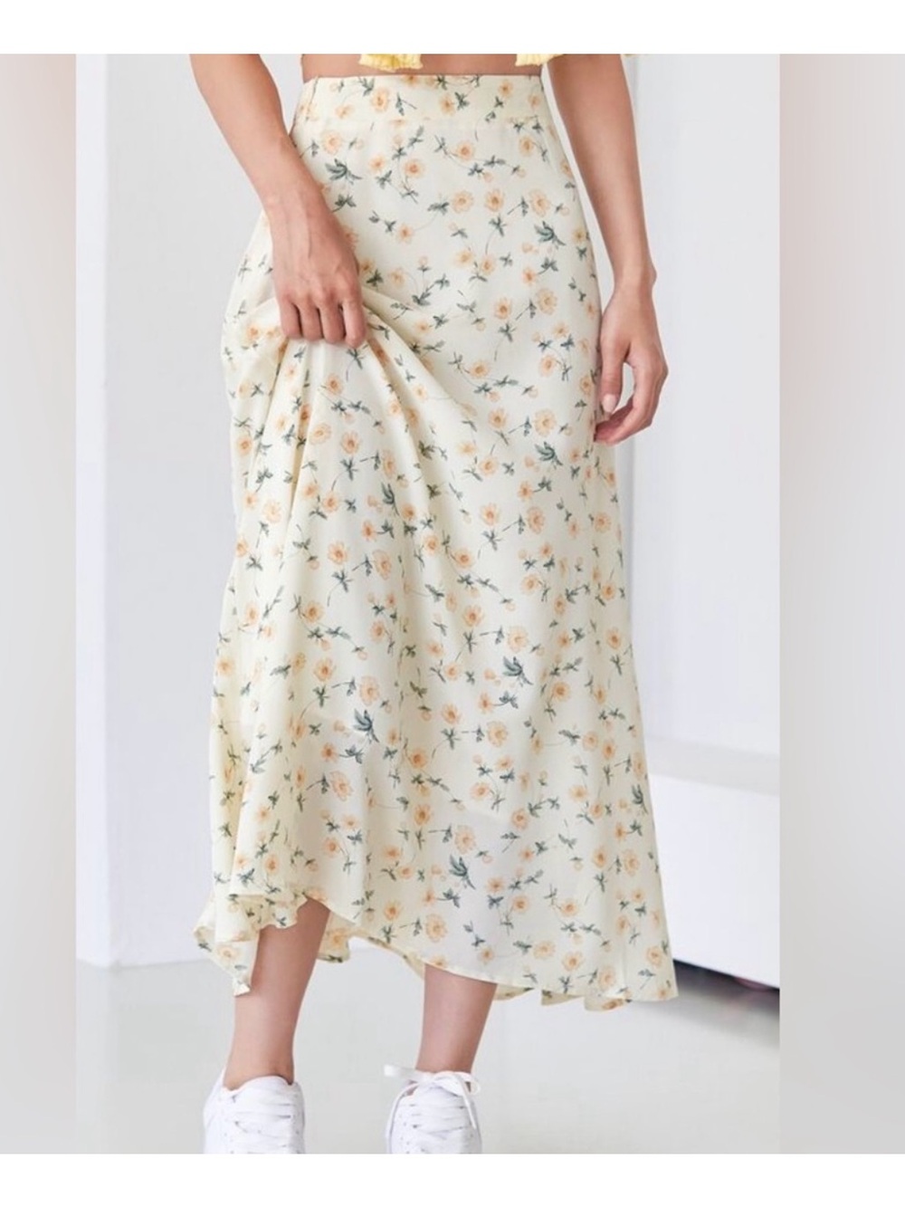 DAZY Allover Floral Print High Waist Lined Midi Skirt, Ruffle Fall EUC Size 4